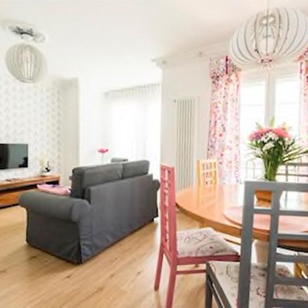 Visitor'S Book Apartment มาดริด ภายนอก รูปภาพ