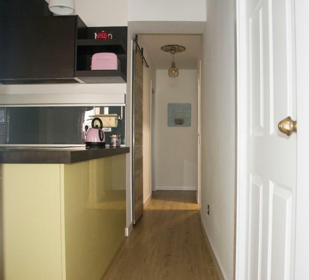 Visitor'S Book Apartment มาดริด ภายนอก รูปภาพ