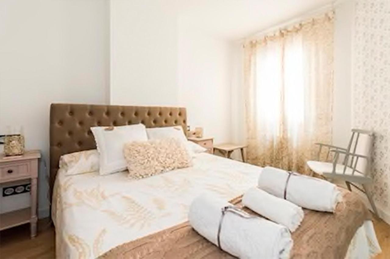 Visitor'S Book Apartment มาดริด ภายนอก รูปภาพ