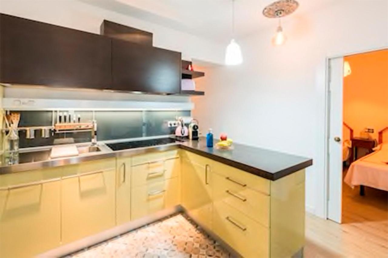 Visitor'S Book Apartment มาดริด ภายนอก รูปภาพ